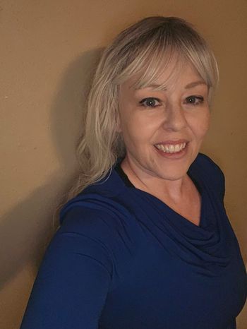 Mobile Massage <i>by Lisa</i>