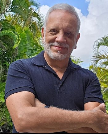 Customized Massage <i>by Carlos</i>
