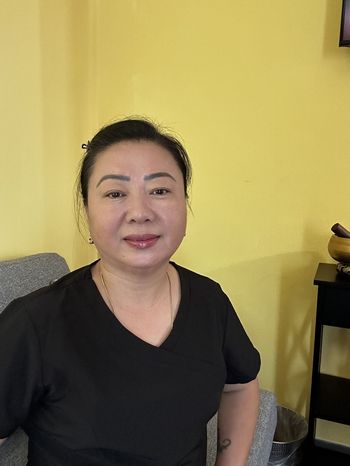 Therapeutic Massage <i>by Aileen</i>