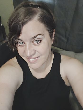 Therapeutic Massage <i>by Rachel</i>