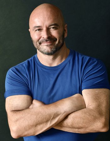 Sports Massage <i>by Tommy</i>