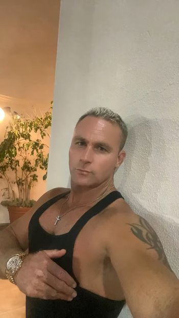 The Art of Touch <i>by Michael</i>