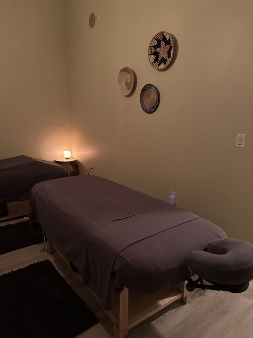 Therapeutic Healing by Elynn massage/bodywork in West Hollywood, CA