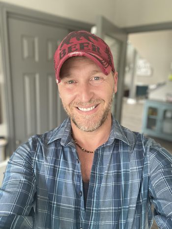 Massage anthony allen 13 Northeast