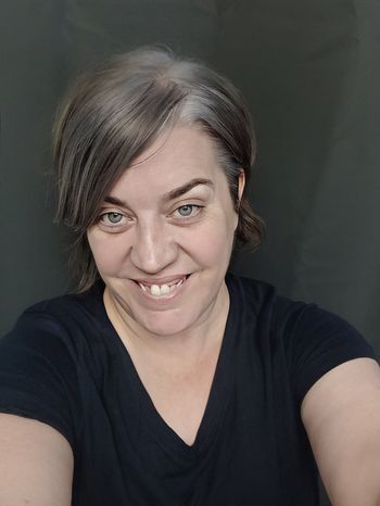 Therapeutic Massage <i>by Rachel</i>
