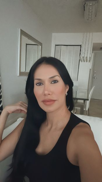 Massage Therapy <i>by Monique</i>