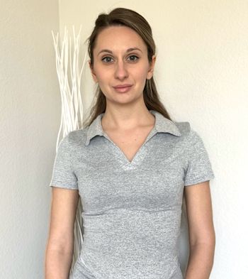 Calming Bodywork <i>by Mika</i>