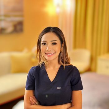 Rejuvenating Massage <i>by Sonya</i>