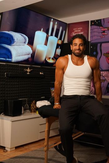 Revitalizing Massage <i>by Curtis</i>