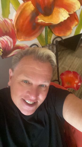 Holistic Healing <i>by Michael</i>