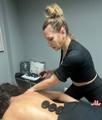 Therapeutic Massage <i>by Lola</i>