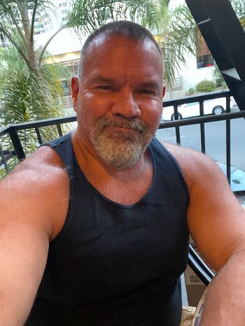 Therapeutic Massage <i>by Hank</i>