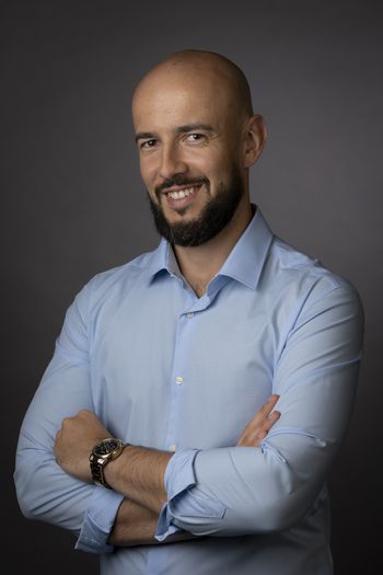 Customized Massage <i>by Peter</i>